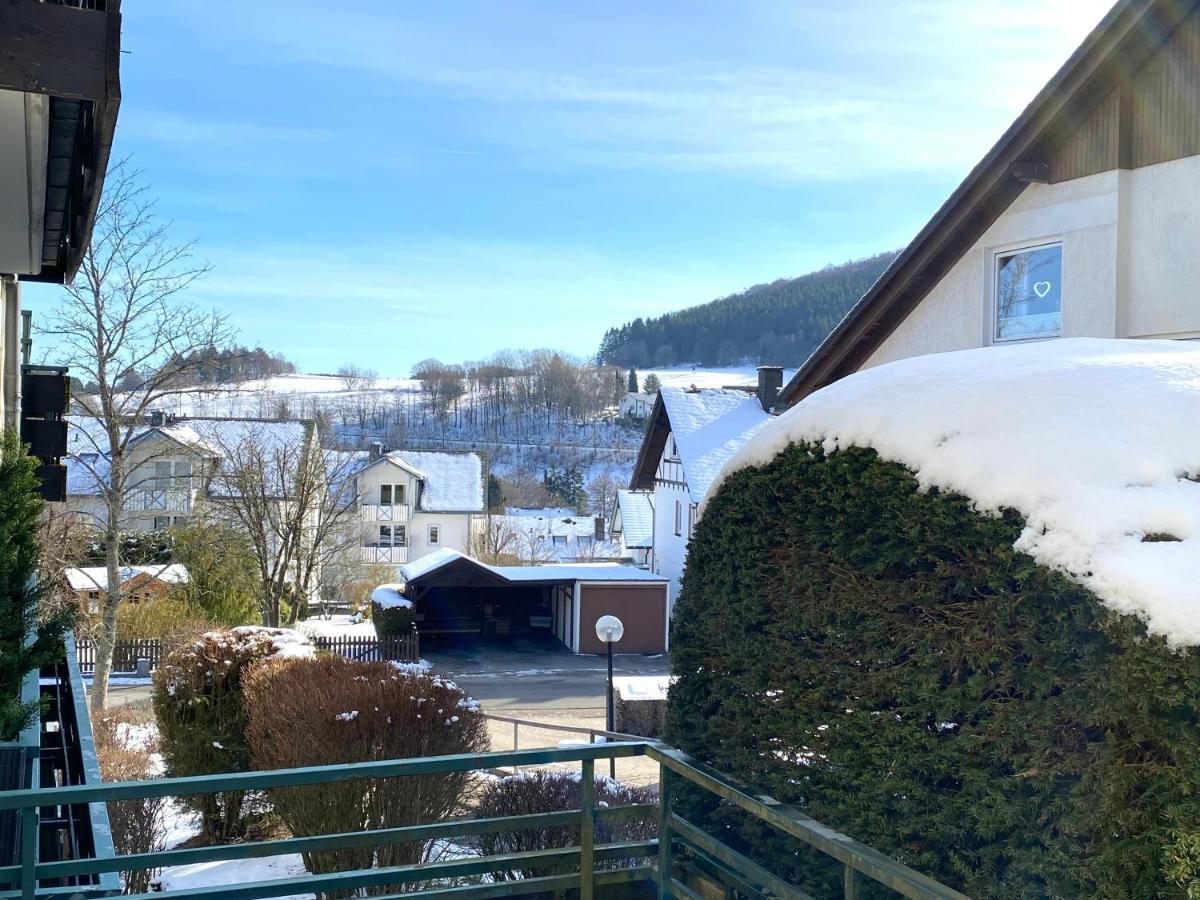 Stylisches Apartment ✰ Skywalk ✰ Mit Parkplatz Willingen  Buitenkant foto
